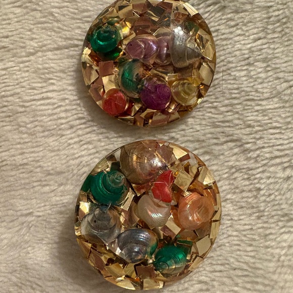 Vintage Lucite Seashell Bracelet Earrings Jewelry Set Gold Foil Confetti Bypass - Picture 8 of 8
